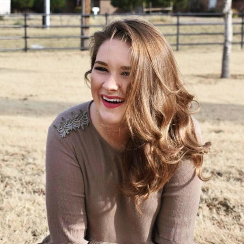 Meet your Posher, Lainey